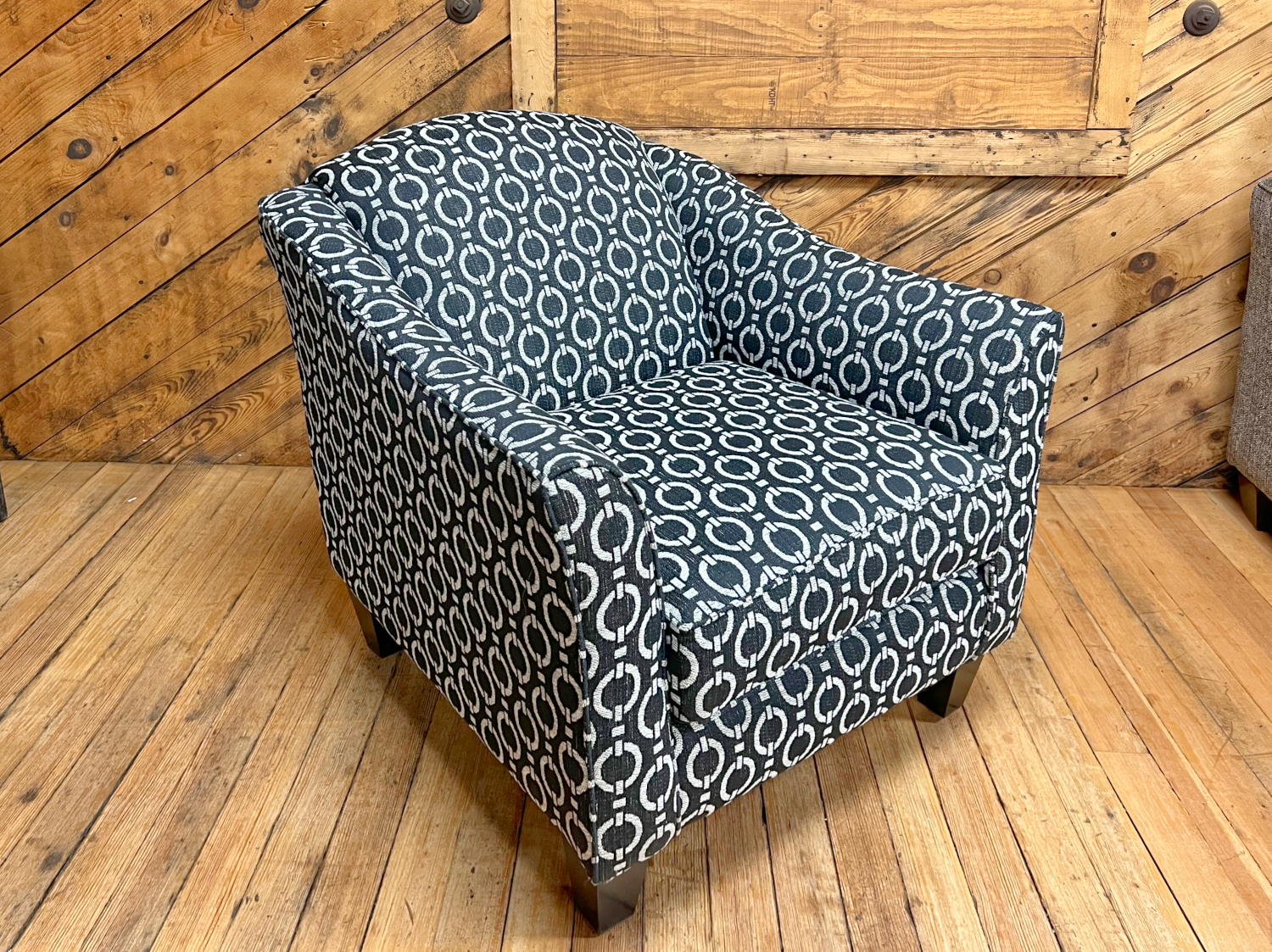 black & cream geometric pattern accent chair in the stock room discount furniture warehouse in rockford, il