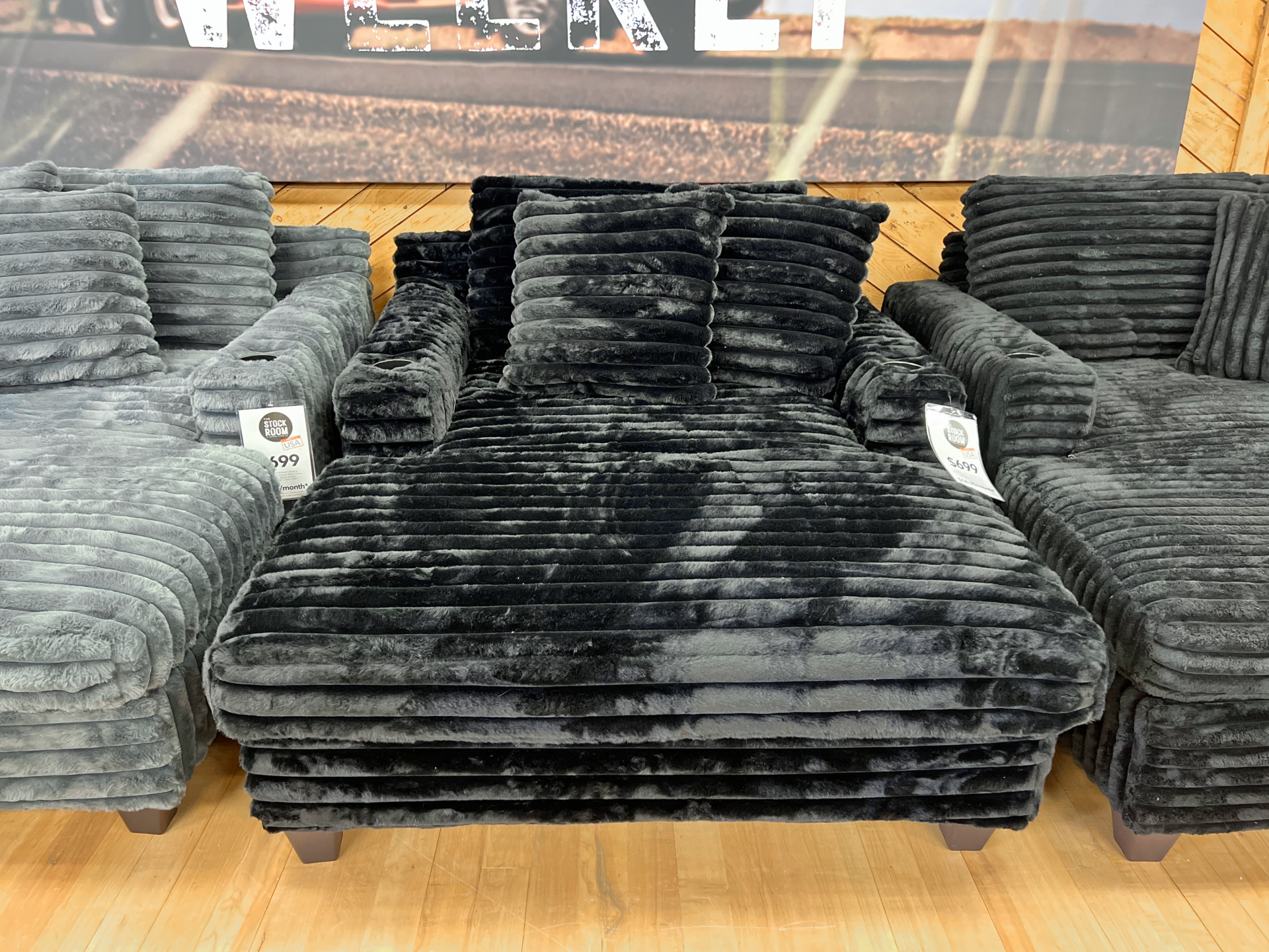 Jumbo Fluffy Corduroy Chaise in Midnight Black