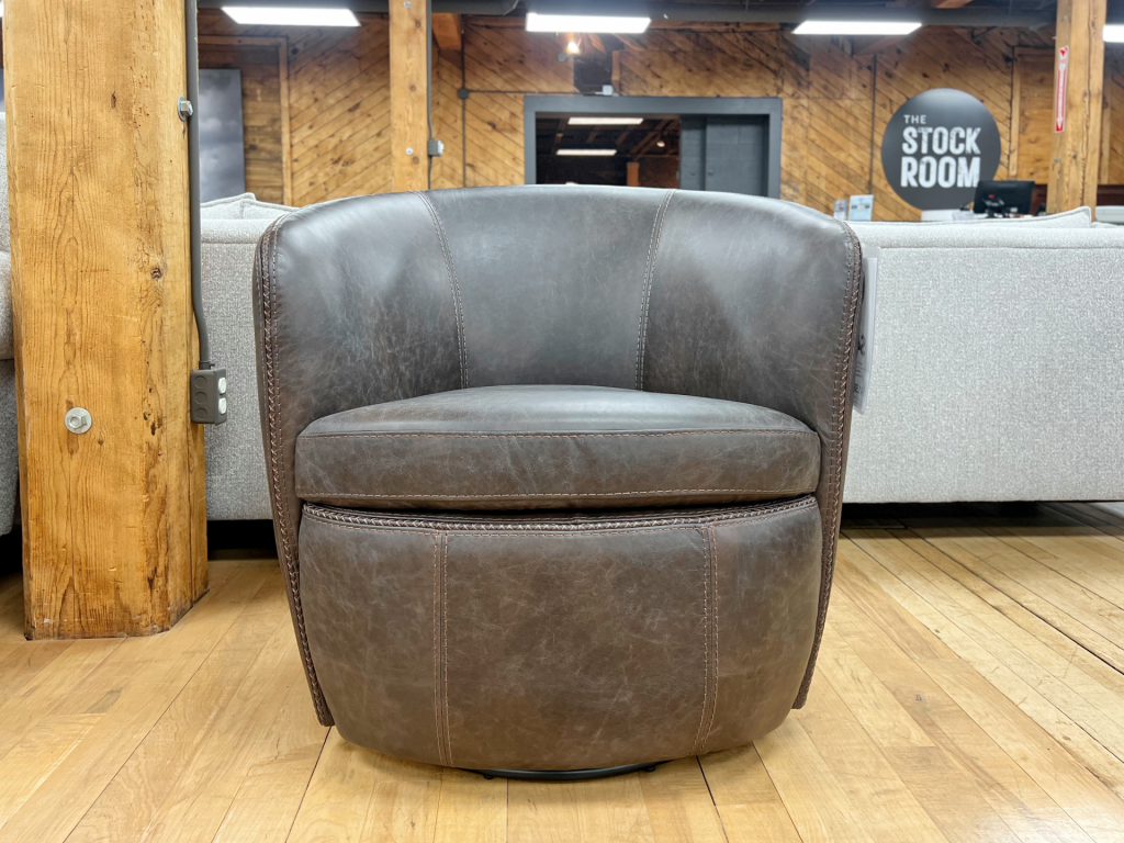 Barolo Swivel Club Chair in Vintage Brown