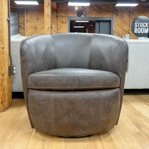 Barolo Swivel Club Chair in Vintage Brown