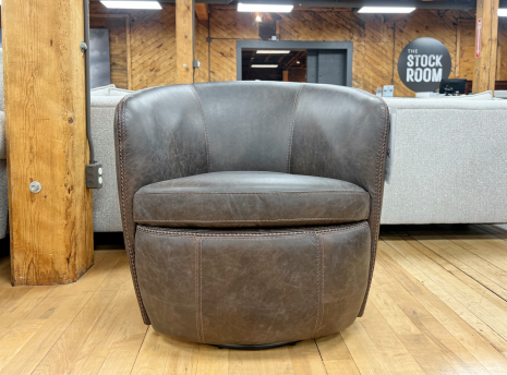 Barolo Swivel Club Chair in Vintage Brown